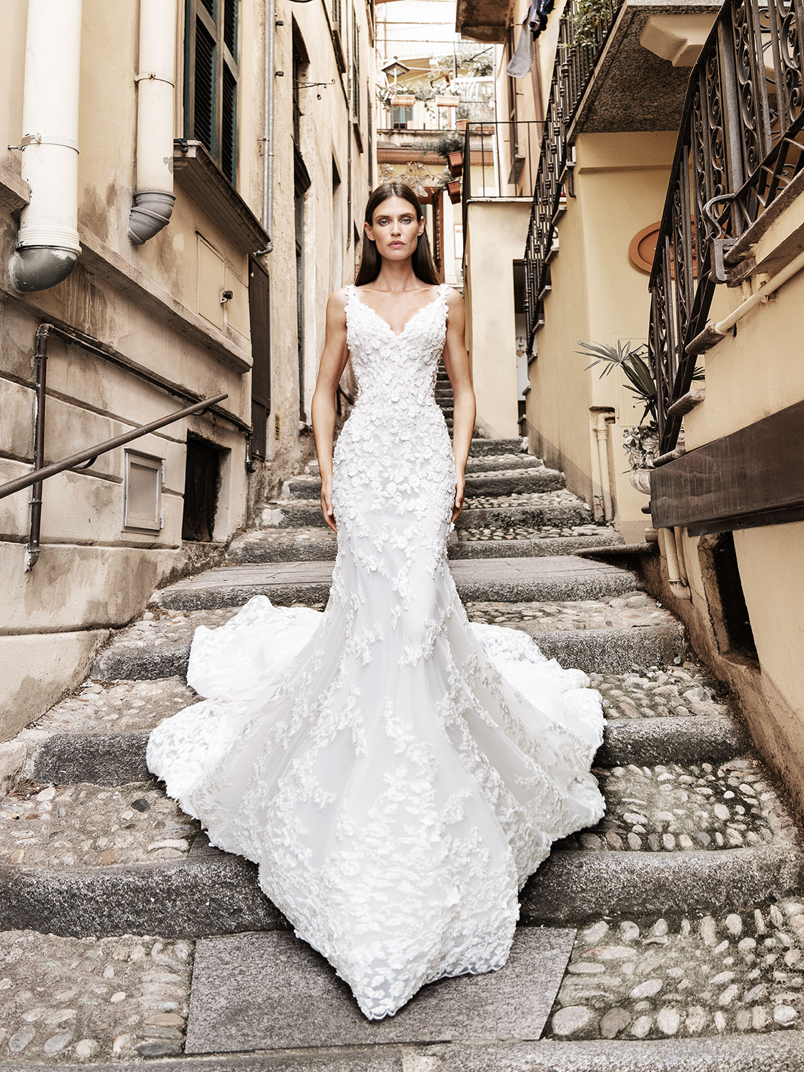 modello Oceania collezione Dream's Love Alessandro Angelozzi Couture abiti da sposa