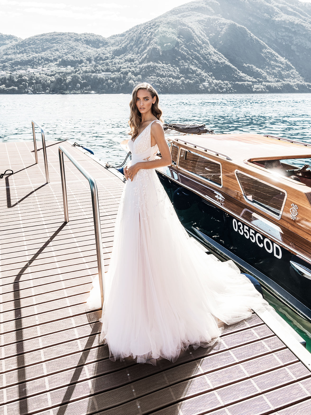 modello Santorini collezione Dream's Love abiti da sposa Alessandro Angelozzi Couture