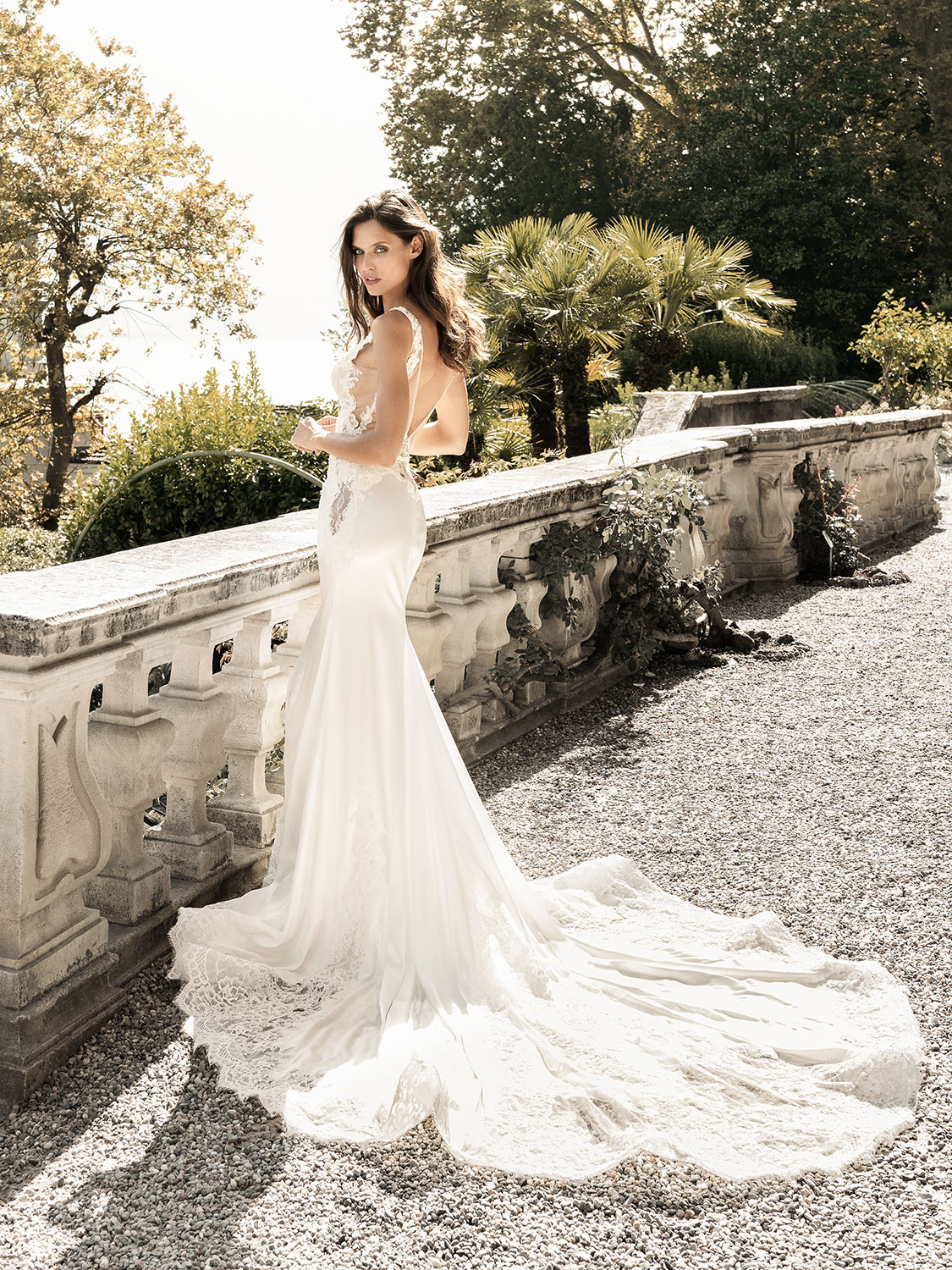 modello Giglio collezione Dream's Love Alessandro Angelozzi Couture abiti da sposa