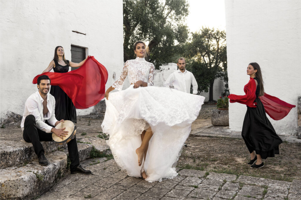 modello Pescara collezione Savage Love Alessandro Angelozzi Couture abiti da sposa